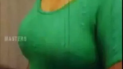 こぶ尻しゃがみ 熟 女 動 画