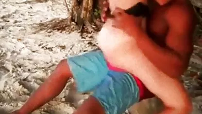 PORNI巨乳:熱い曲線美の女の子のセックス 高 身長 女性 エロ 動画