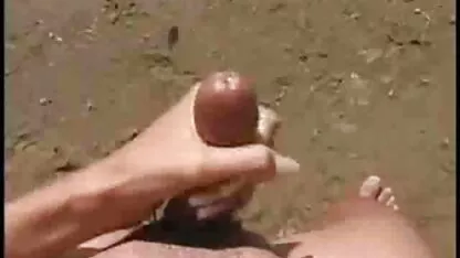 小さなおっぱいと官能的な穴 大人 無料 動画 女性
