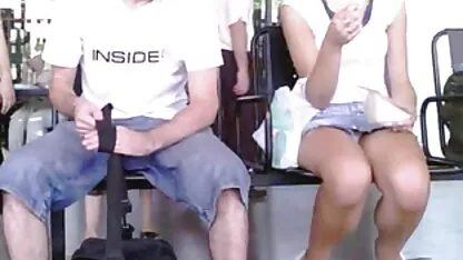 大人の男性とジューシーな芽 女性 えっち 無料 動画