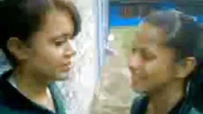 膣の話 女性 の 無料 エロ 動画