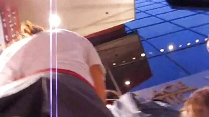 妻の顔に男cums av サンプル 女性