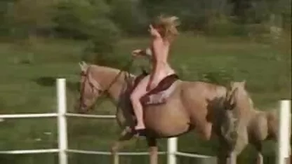 垂れ下がったお尻を削除パンツ エロ 動画 無料 女 向け